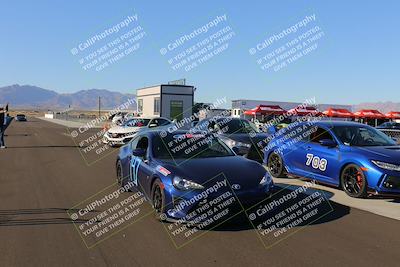 media/Nov-19-2022-Speed Ventures (Sat) [[eb5c8f9508]]/Around the Pits/Pre Grid Black/